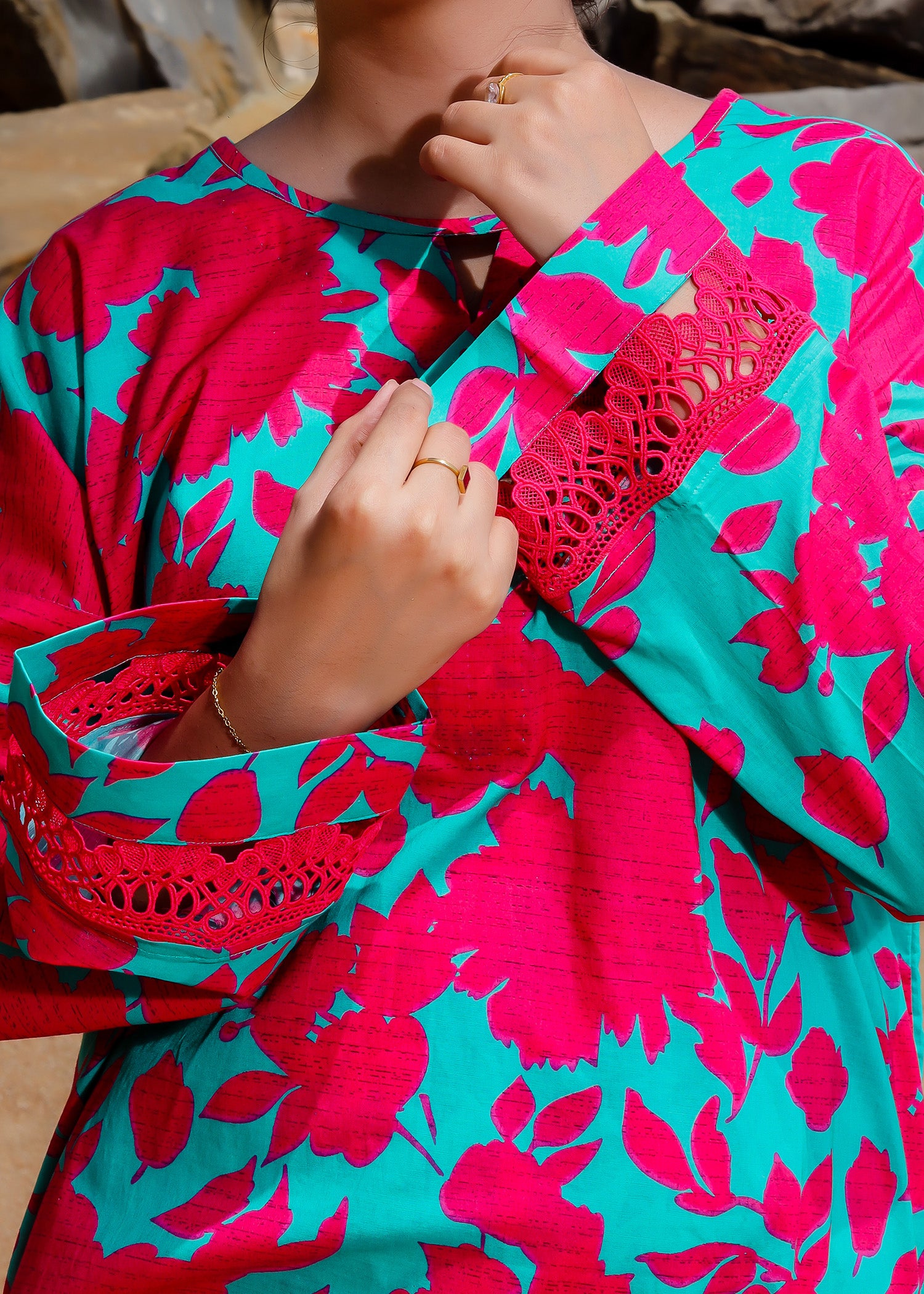 Vibrant Floral 2 Piece Lawn Suit - Stitched